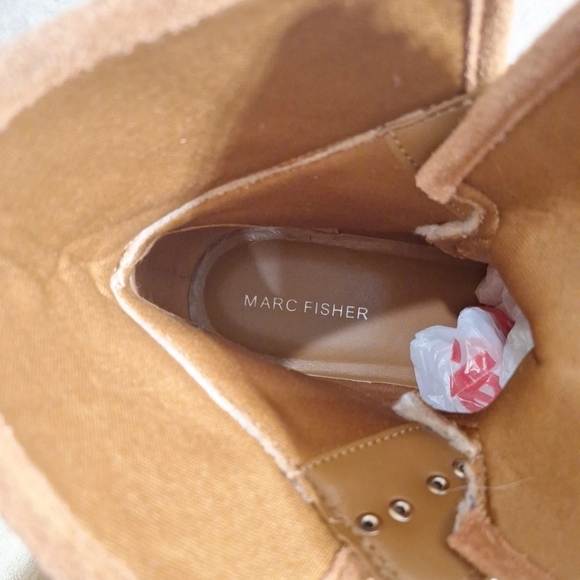 Marc Fisher Isabel Tan Suede Winter Boots Womans Size 9 Excellent Condition - Picture 8 of 11